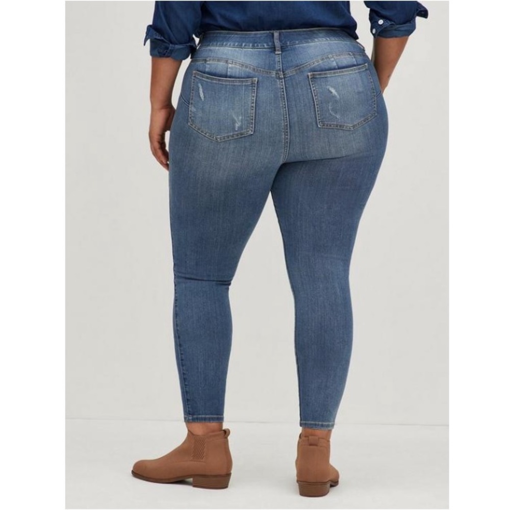 Tall Inseam - Bombshell Skinny Premium Stretch High-Rise Destructed Jeans - Picture 8 of 13